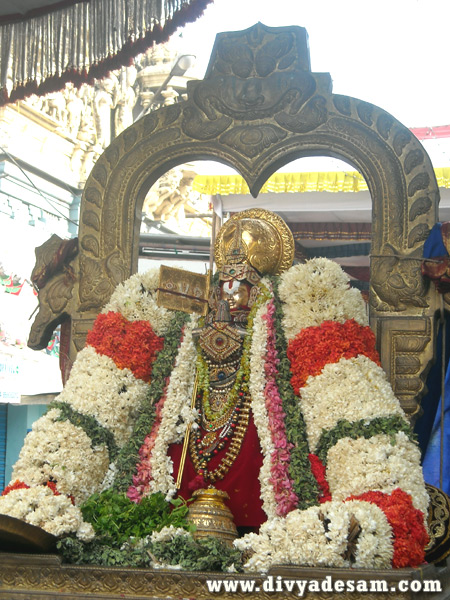 Srimath Ramanujar - Sri Prasanna Varadhar Temple, Aminjikarai