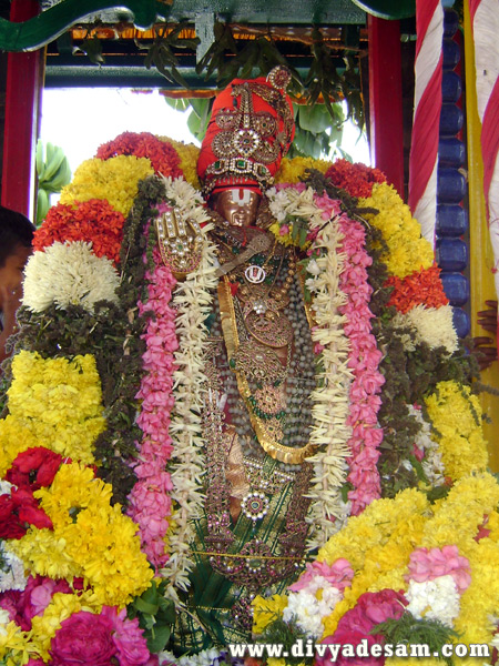 Sri Koorathazhawan - Tiruther, Kooram Temple